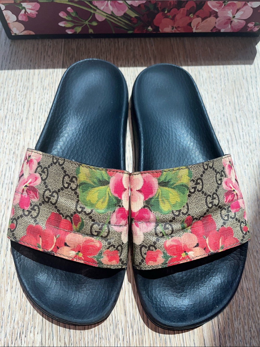 Gucci GG Supreme Blooms Floral Slide Sandals Black Size 39 - Picture 5 of 7